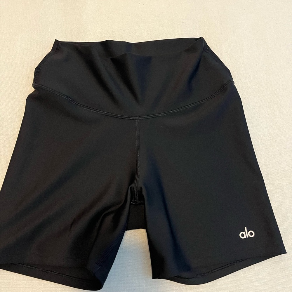 ALO Yoga Women's Black Shorts